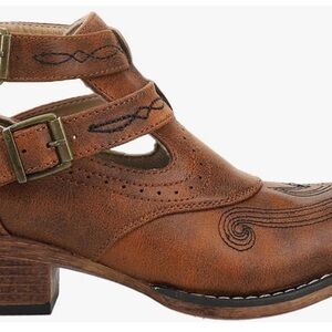 ROPER Willa ankle booties 10.5M